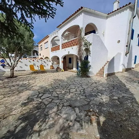 Maison Pour 4 Personnes Вилла